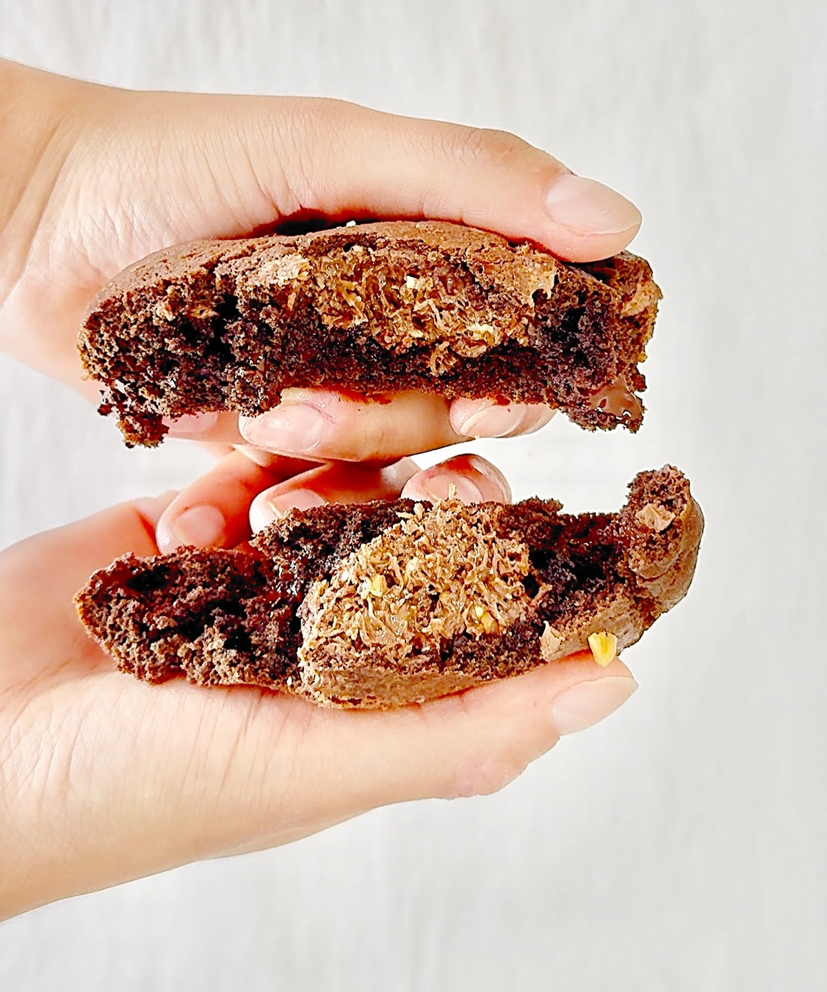 Dubai Chocolate Nutella Creme Stuffed Cookie