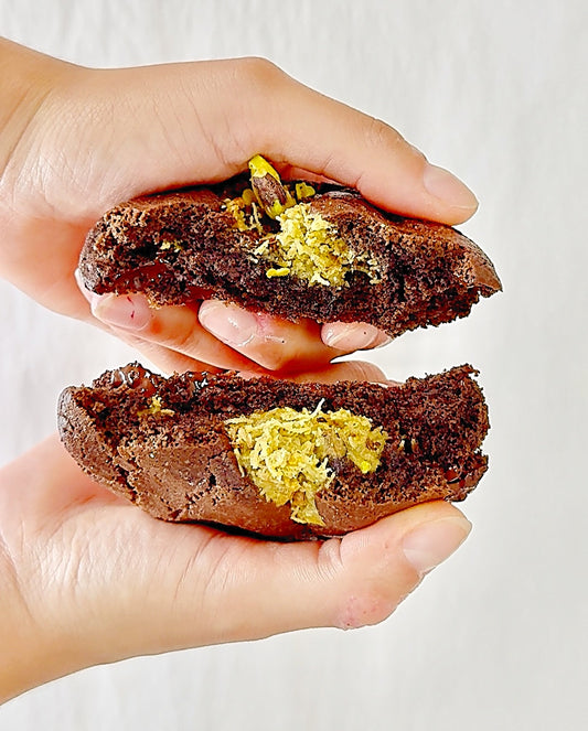 Dubai Chocolate Pistachio Creme Stuffed Cookie